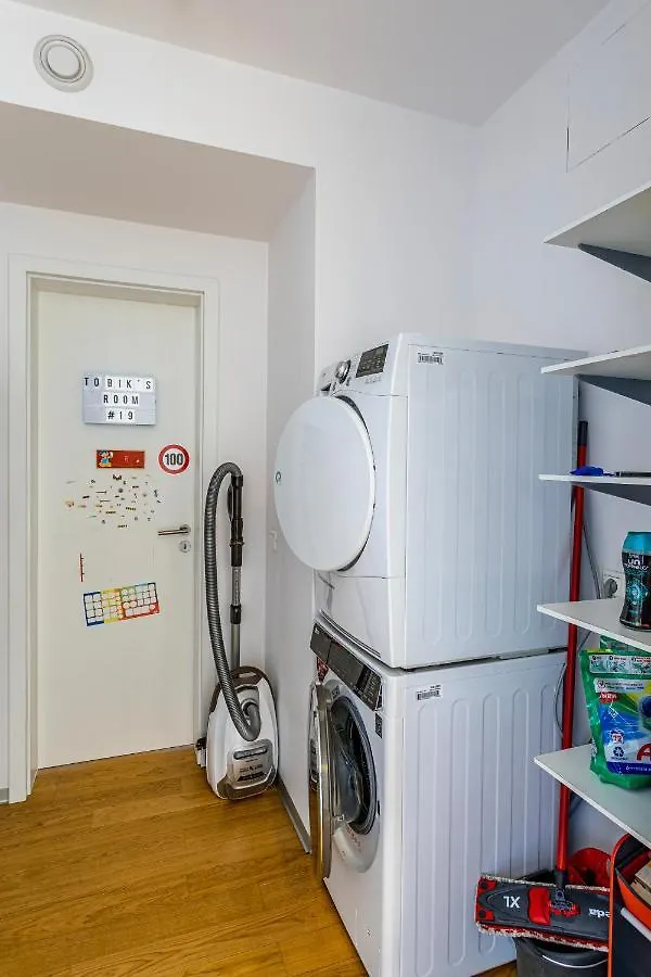 Rezidence Eliska Apartment Prague 0*,